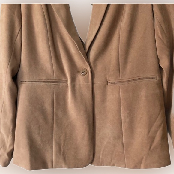 🆕 NWT - DENIM&CO. Faux Suede Tan Blazer Size Small - Picture 4 of 6